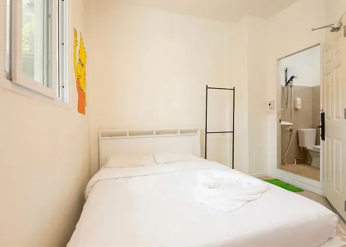 Spacious 4br Khao San Area 5 Bath